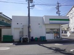 ファミリーマート　堀割店