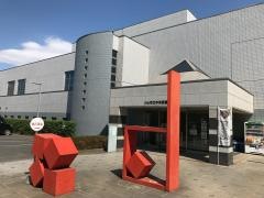 小山市立中央図書館