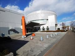小山市立中央図書館