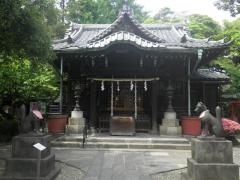 三囲神社