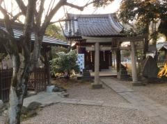 三囲神社