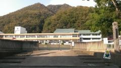 八鹿小学校