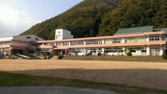 八鹿小学校