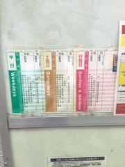 「テニスコート前」バス停留所