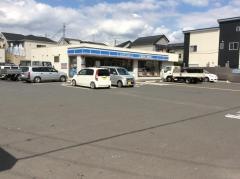 ローソン　草加新栄道上