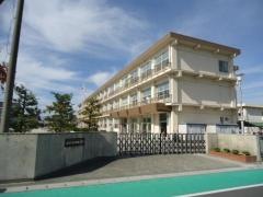 西川端小学校