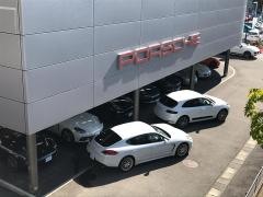 ポルシェセンター神戸認定中古車センター