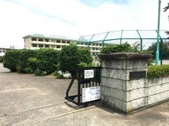 仏子小学校