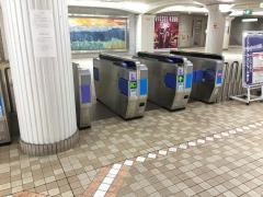 三宮・花時計前駅
