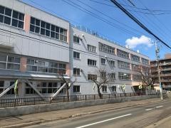 山鼻小学校