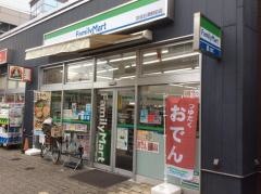 ファミリーマート　京成谷津駅前店