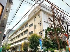 台東区立御徒町台東中学校
