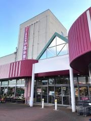 イオン　久居店
