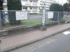 「熊本学園大学入口」バス停留所