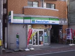 ファミリーマート　福島置賜町店