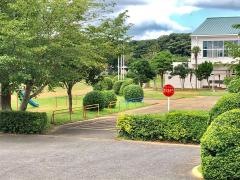 鶴巻小学校