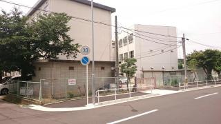 八事小学校