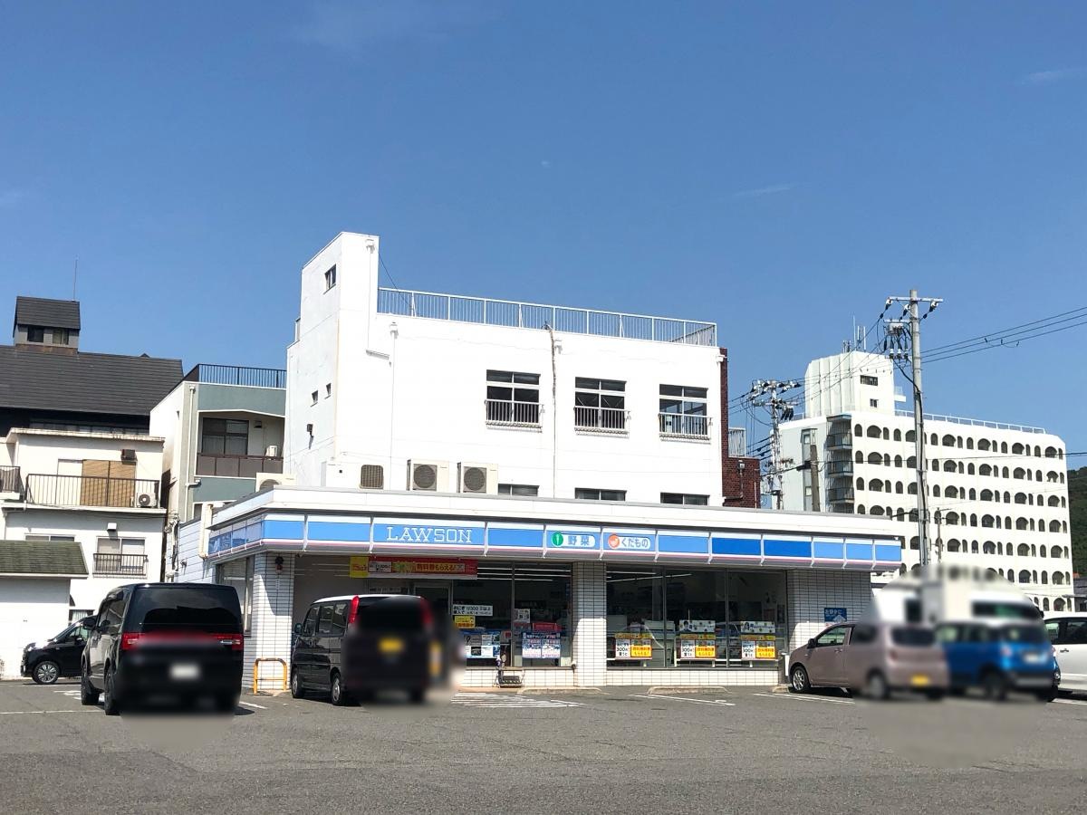 ローソン南淡路町福良店です
