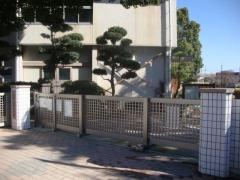 白坪小学校