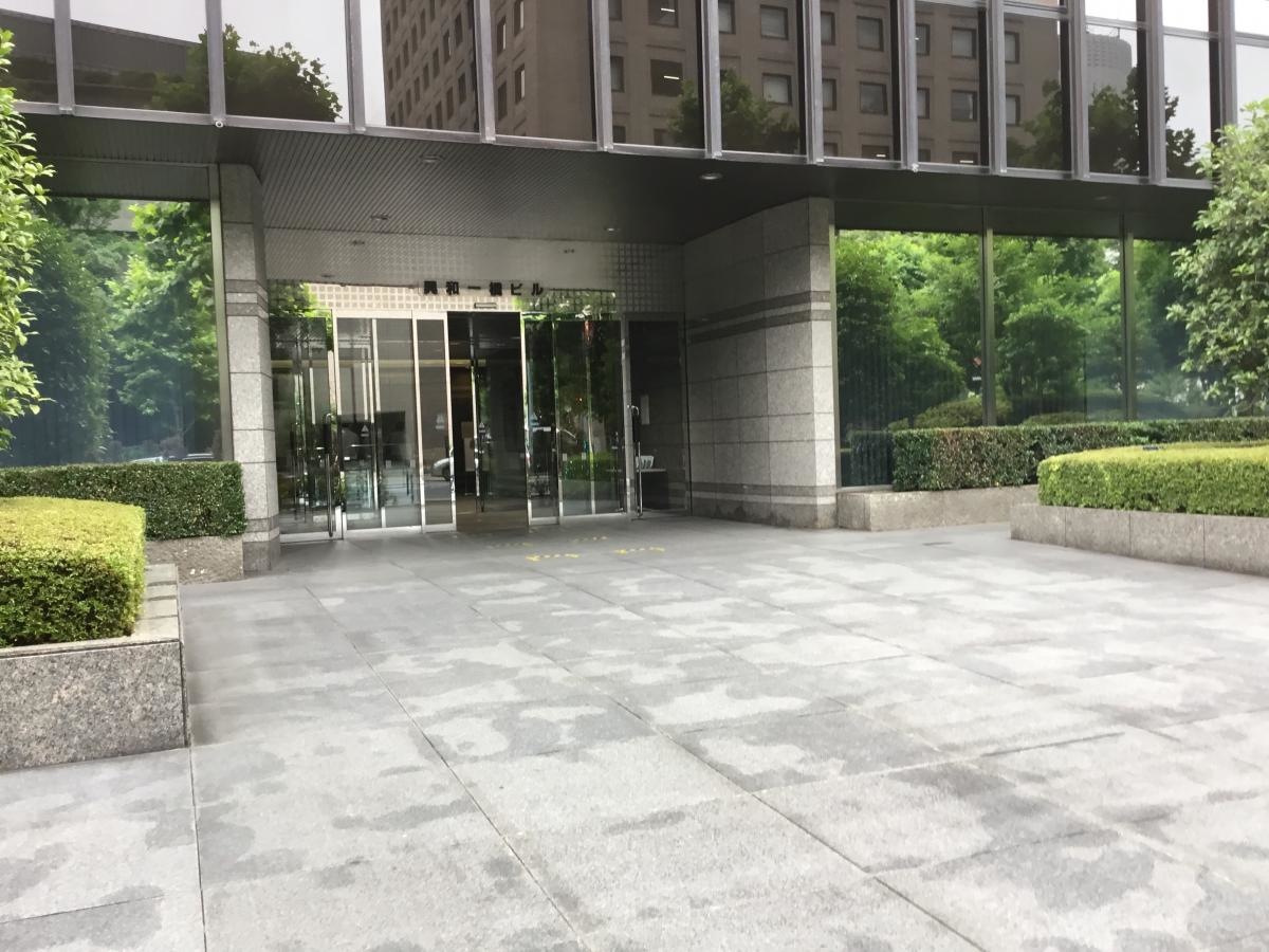入り口