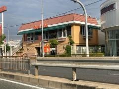 ロイヤルホスト　池田天神店