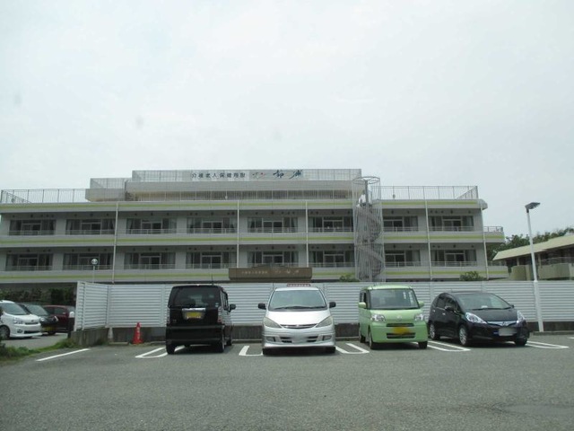 サン静浦 施設外観
