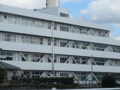 中央小学校