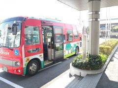「国保中央病院」バス停留所