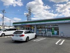 ファミリーマート　木津大谷店