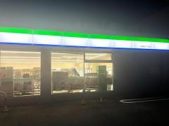 ファミリーマート　緑浦里三丁目店