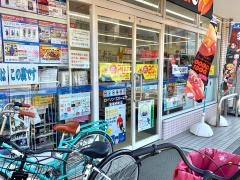 ローソン・スリーエフ　岩槻仲町店