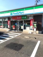 ファミリーマート　築館久伝店