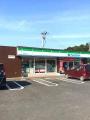 ファミリーマート　築館久伝店