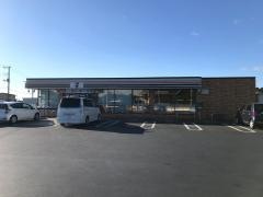 セブンイレブン　旭足川店