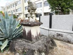 西黒部小学校