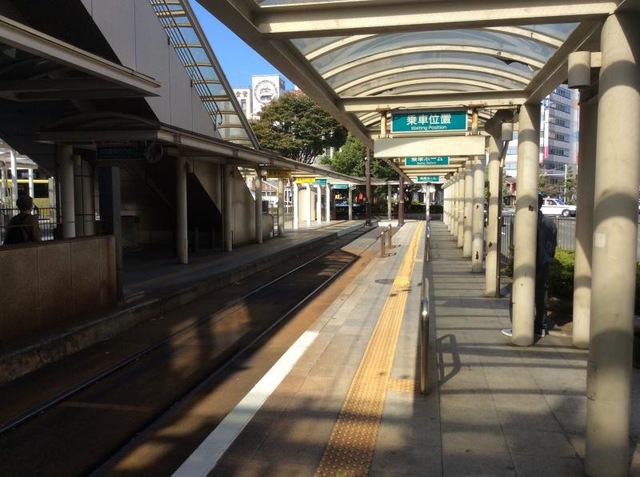 駅前駅