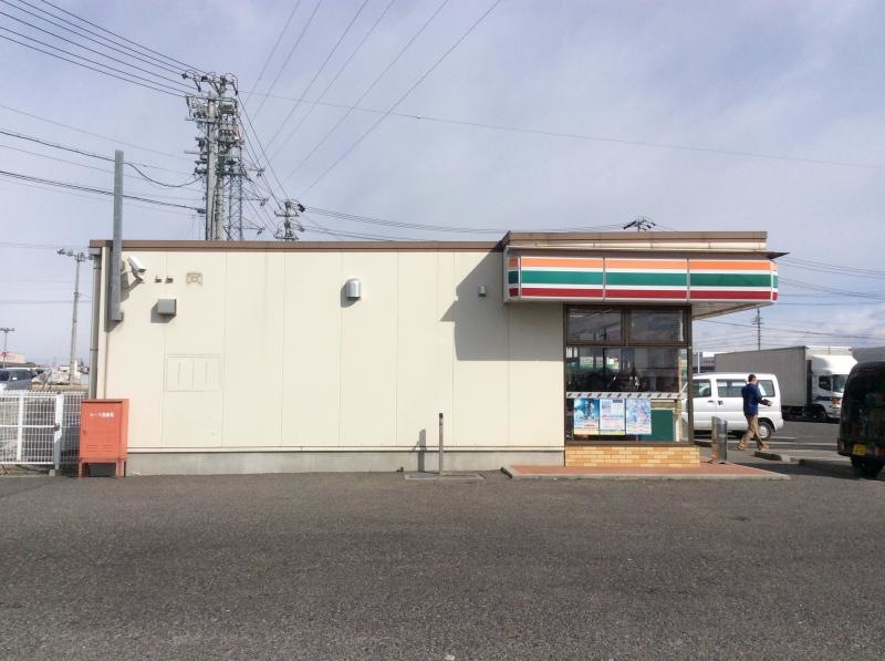 セブンイレブン堀金烏川店 南側