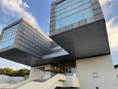 北九州市立美術館