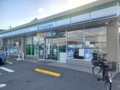 ファミリーマート　東海中央町店