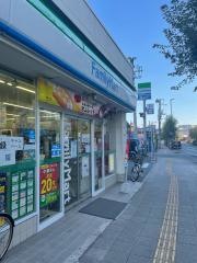 ファミリーマート　千葉弁天店
