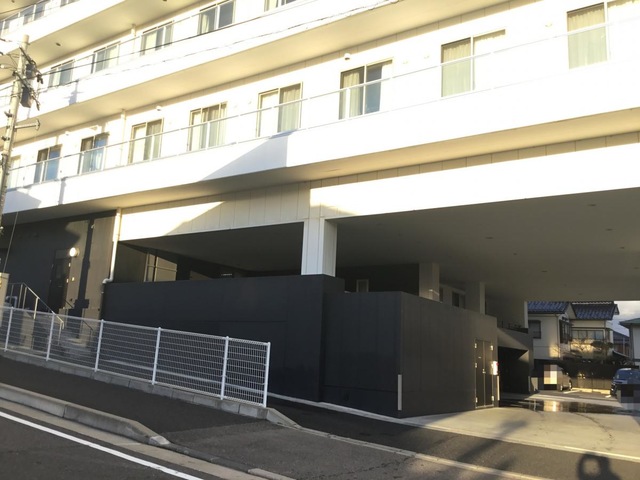 介護老人保健施設　葵の園・新潟寺尾 施設外観