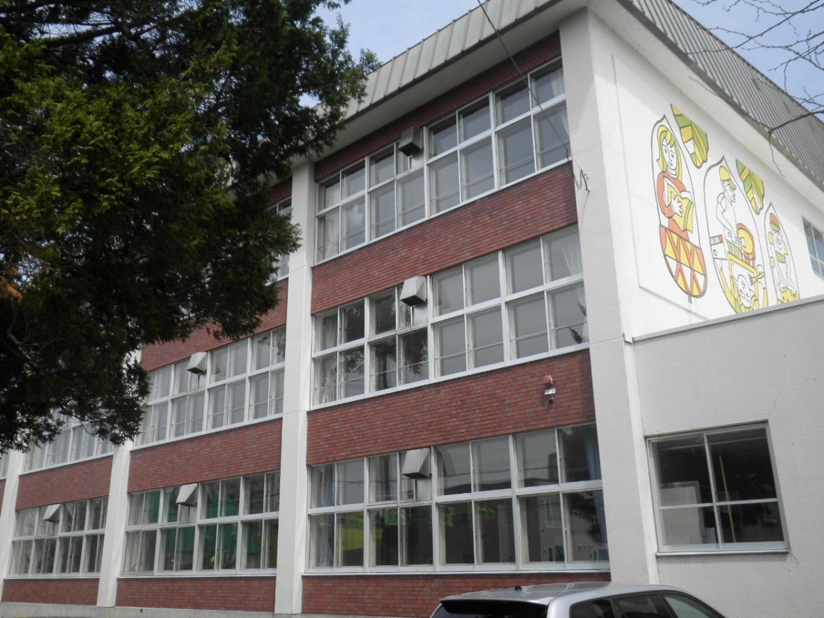 綺麗な学校です。