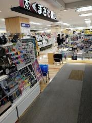 くまざわ書店　新横浜店