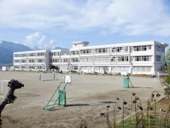 市川小学校
