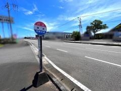 「軍瀬」バス停留所