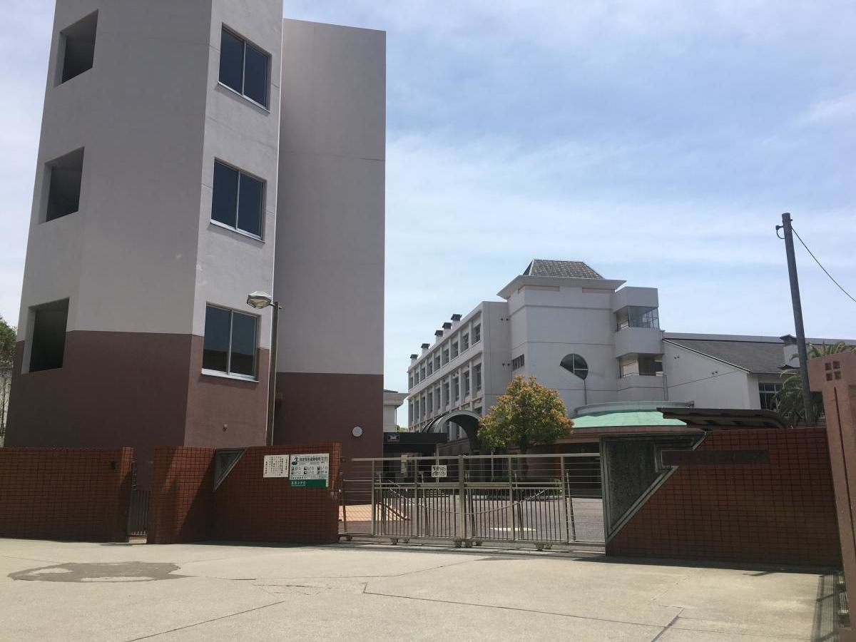 高須小学校