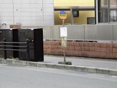 「明田地下道入口」バス停留所