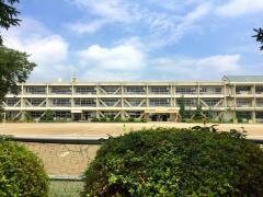 小堤小学校