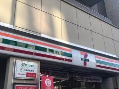 セブンイレブン　文京千石駅前店