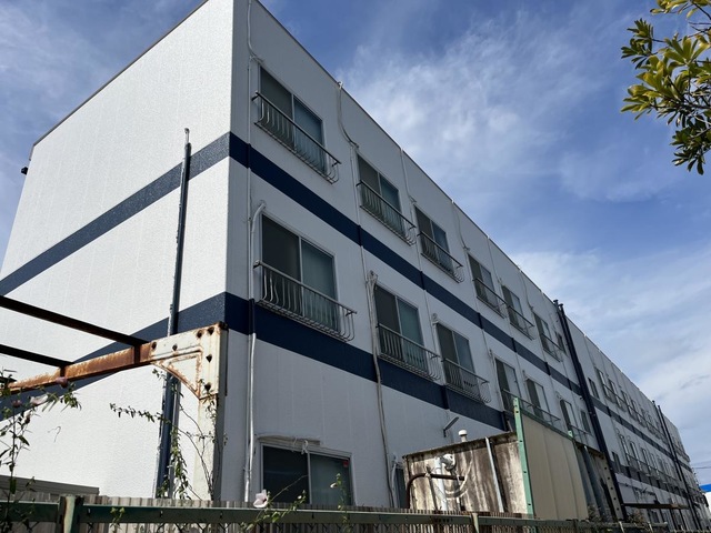 クローバーライフ平塚 施設外観
